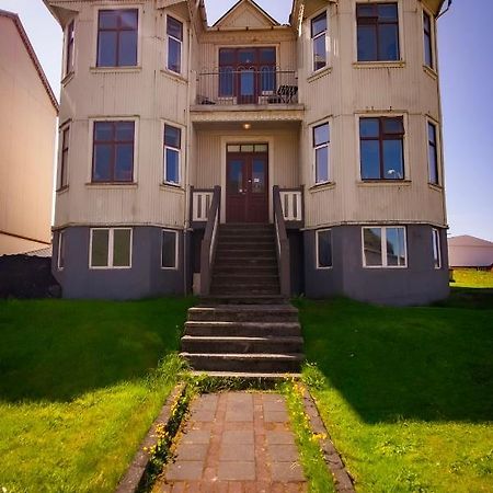 Guesthouse Holl Vestmannaeyjar Exterior foto